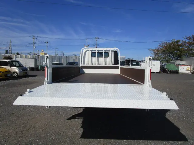 日野 デュトロ 2KG-XZU712M(2WD)の写真8