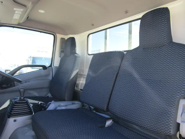 日野 デュトロ 2KG-XZU712M(2WD)の写真20