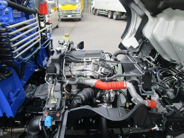 三菱 キャンター 2PG-FEB90(2WD)の写真20