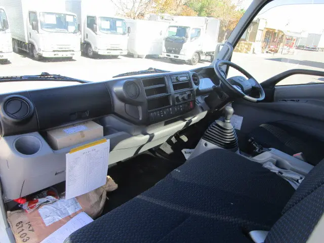 日野 デュトロ 2KG-XZU720M(2WD)の写真24