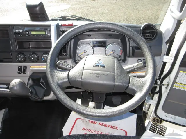 三菱 キャンター 2PG-FEB90(2WD)の写真11