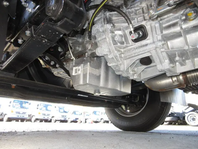 三菱 キャンター 2PG-FEB90(2WD)の写真22