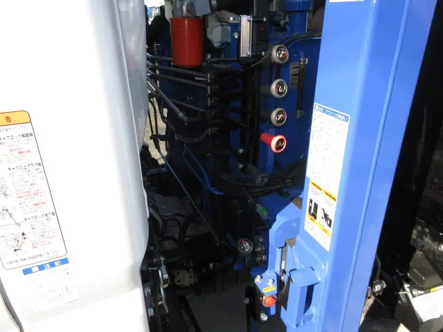 三菱 キャンター 2PG-FEB90(2WD)の写真36