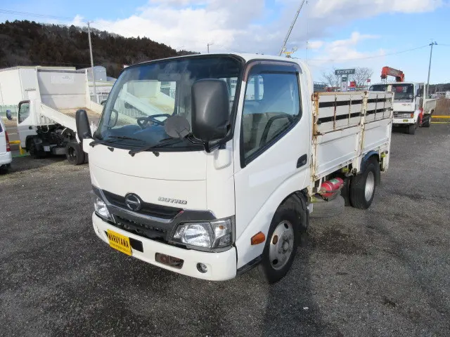 日野 デュトロ TKG-XZU605M(2WD)の写真1