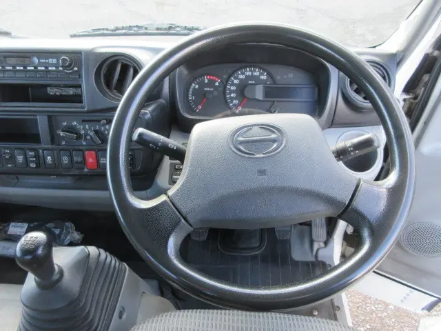 日野 デュトロ TKG-XZU605M(2WD)の写真12