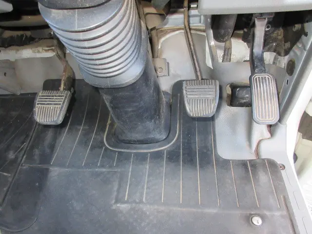 日野 デュトロ TKG-XZU605M(2WD)の写真16