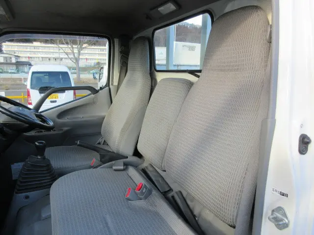 日野 デュトロ TKG-XZU605M(2WD)の写真17