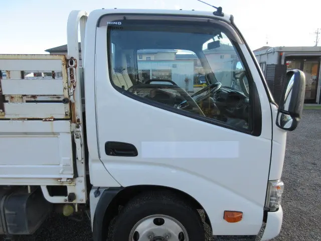 日野 デュトロ TKG-XZU605M(2WD)の写真34