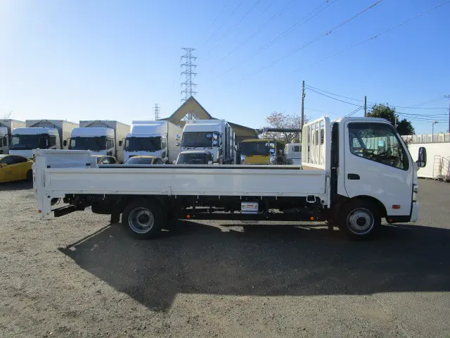 日野 デュトロ 2KG-XZU720M(2WD)の写真6