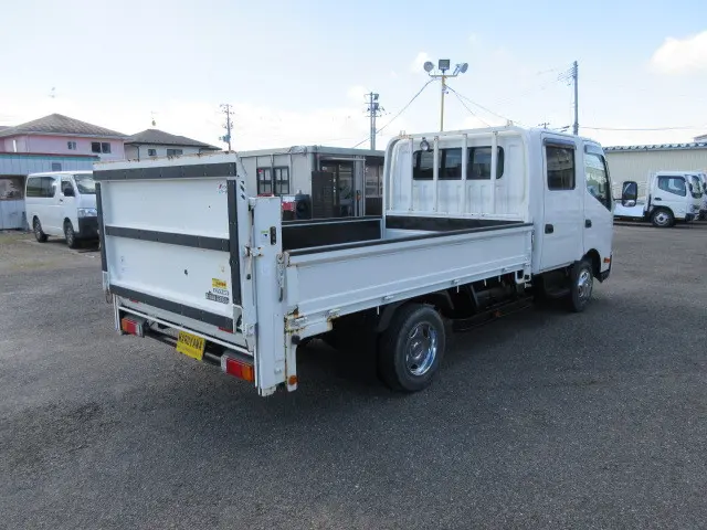 トヨタ ダイナ TKG-XZU710(2WD)の写真4