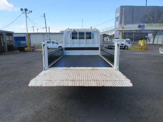 トヨタ ダイナ TKG-XZU710(2WD)の写真8