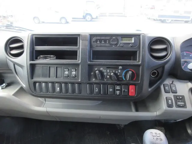 トヨタ ダイナ TKG-XZU710(2WD)の写真16