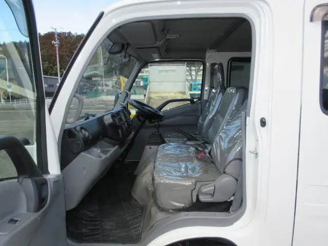 トヨタ ダイナ TKG-XZU710(2WD)の写真24