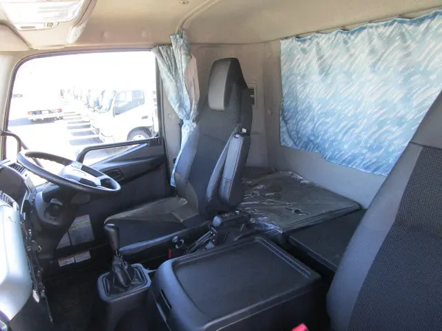 三菱 ファイター 2KG-FK65F(2WD)の写真21