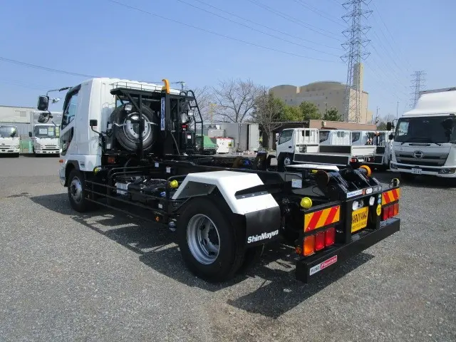 三菱 ファイター 2KG-FK62FZ(2WD)の写真3