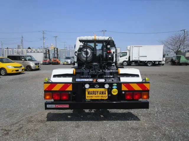 三菱 ファイター 2KG-FK62FZ(2WD)の写真7