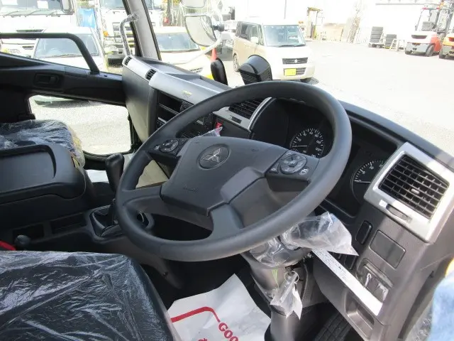 三菱 ファイター 2KG-FK62FZ(2WD)の写真10