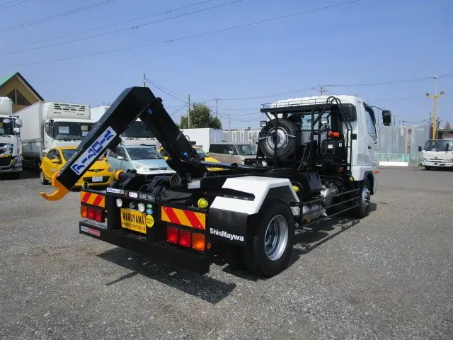 三菱 ファイター 2KG-FK62FZ(2WD)の写真38