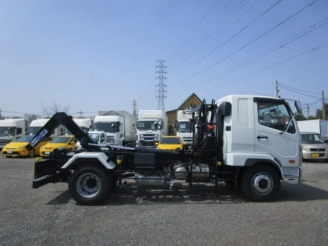 三菱 ファイター 2KG-FK62FZ(2WD)の写真40