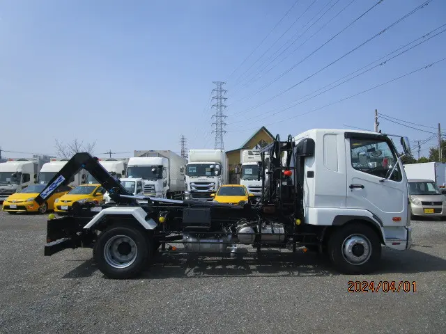 三菱 ファイター 2KG-FK62FZ(2WD)の写真41