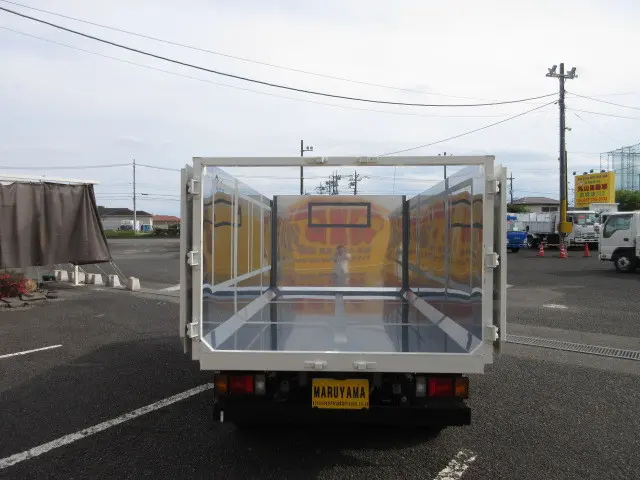 いすゞ エルフ 2PG-NKS88AD(4WD)の写真9