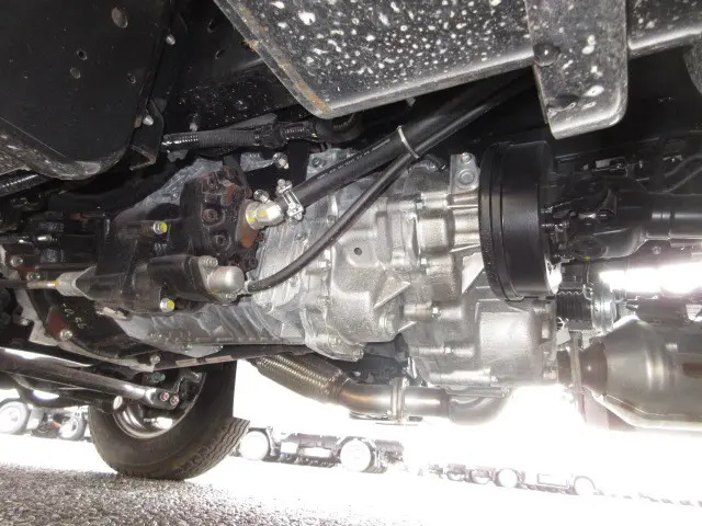 いすゞ エルフ 2PG-NKS88AD(4WD)の写真24