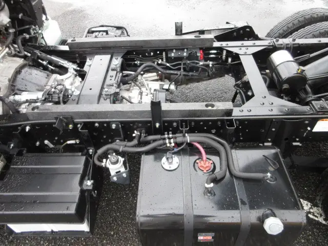 いすゞ エルフ 2PG-NKS88AD(4WD)の写真32