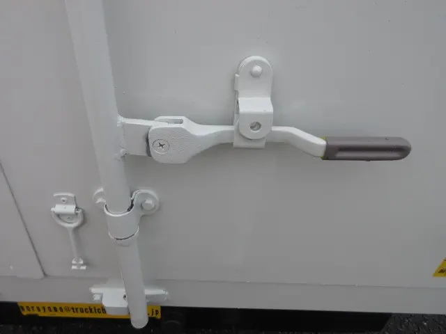 いすゞ エルフ 2PG-NKS88AD(4WD)の写真46