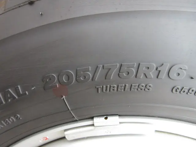 いすゞ エルフ 2PG-NKS88AD(4WD)の写真47