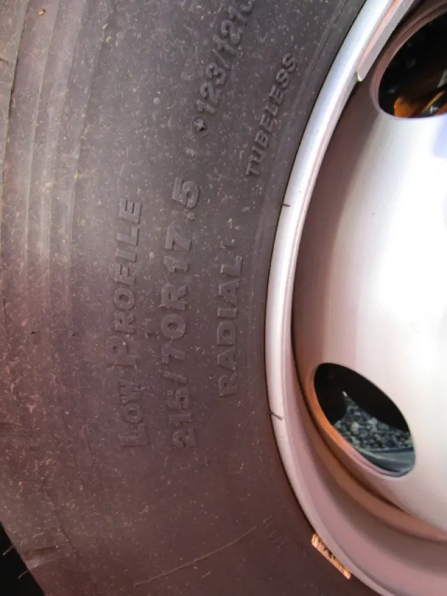 日野 デュトロ 2KG-XZU720M(2WD)の写真45