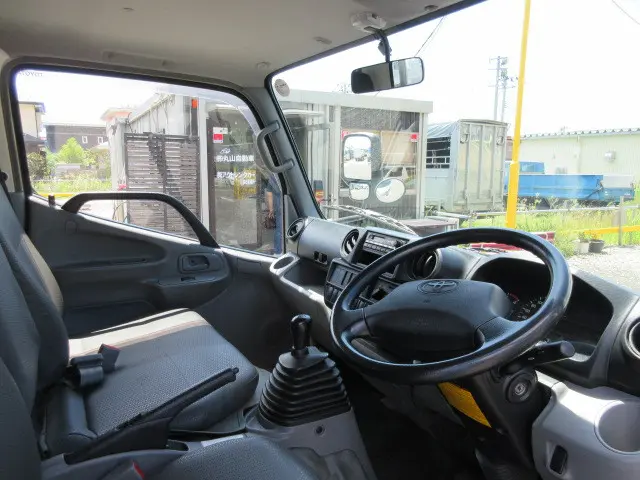 トヨタ ダイナ TKG-XZU655(2WD)の写真11