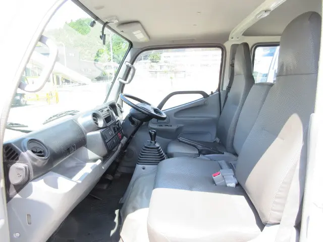 トヨタ ダイナ TKG-XZU655(2WD)の写真18