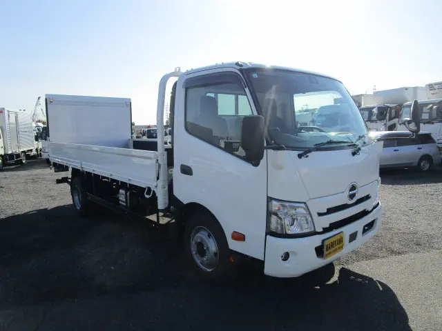 日野 デュトロ 2KG-XZU720M(2WD)の写真2