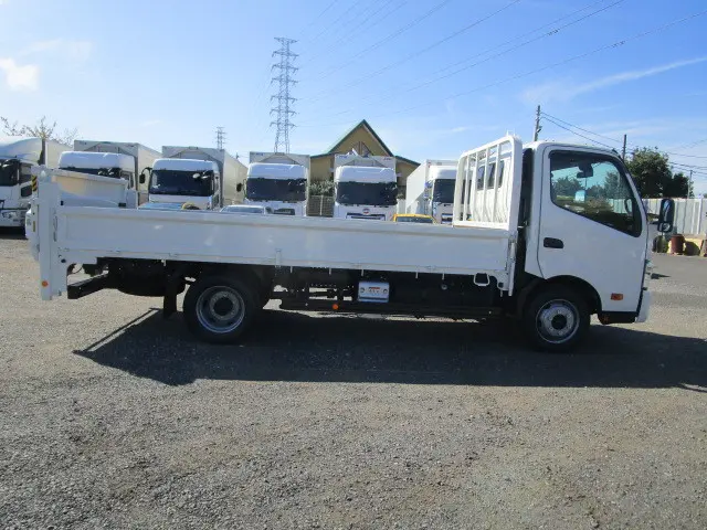 日野 デュトロ 2KG-XZU712M(2WD)の写真5