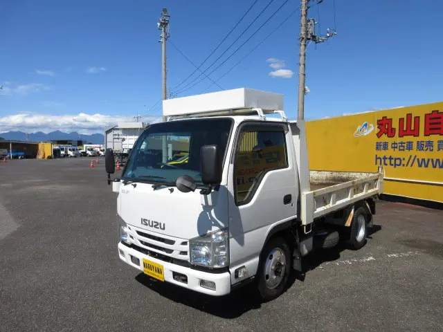 いすゞ エルフ TKG-NKS85AD(4WD)の写真1