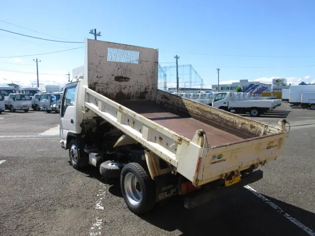 いすゞ エルフ TKG-NKS85AD(4WD)の写真9