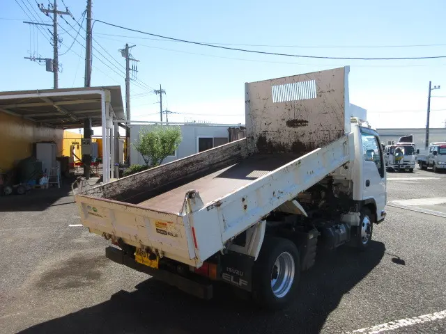 いすゞ エルフ TKG-NKS85AD(4WD)の写真10