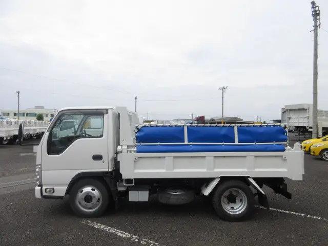 いすゞ エルフ TPG-NKR85AN(2WD)の写真5