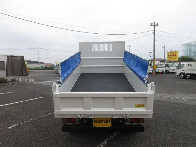 いすゞ エルフ TPG-NKR85AN(2WD)の写真14