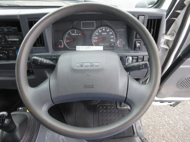 いすゞ エルフ TPG-NKR85AN(2WD)の写真20