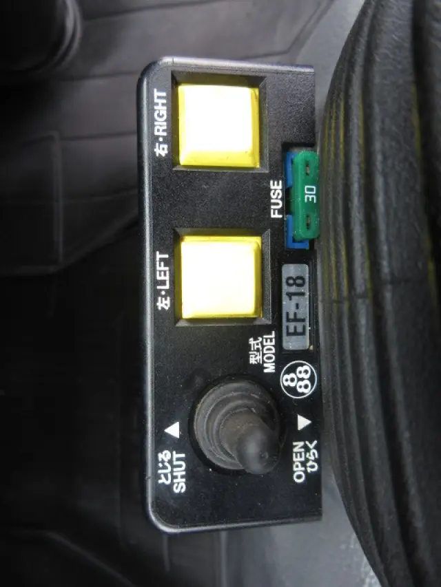 いすゞ エルフ TPG-NKR85AN(2WD)の写真23