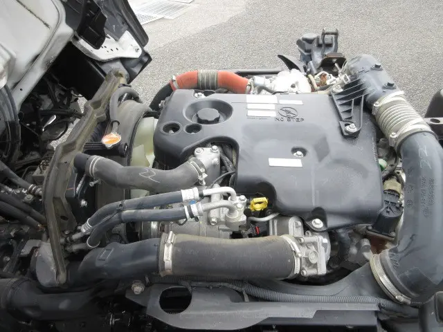 いすゞ エルフ TPG-NKR85AN(2WD)の写真28