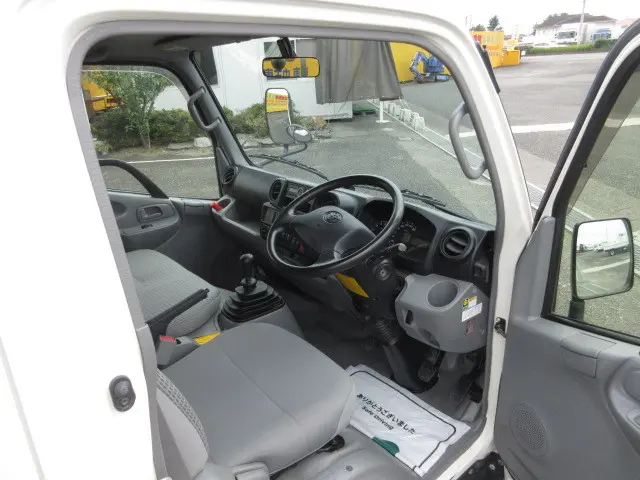 トヨタ トヨエース QDF-KDY231(2WD)の写真10