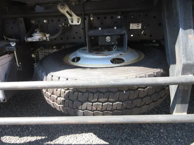 いすゞ エルフ TRG-NKR85A(2WD)の写真31