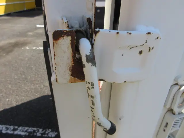 いすゞ エルフ TRG-NKR85A(2WD)の写真41