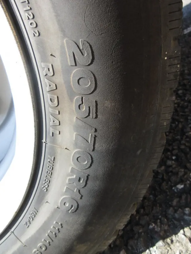 いすゞ エルフ TRG-NKR85A(2WD)の写真49