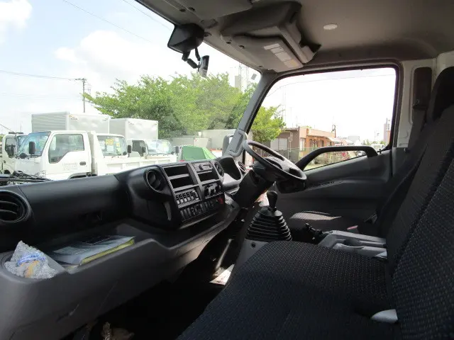 日野 デュトロ 2KG-XZU720M(2WD)の写真27