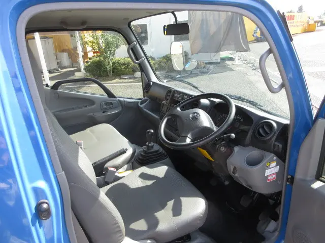 トヨタ ダイナ LDF-KDY281(4WD)の写真12