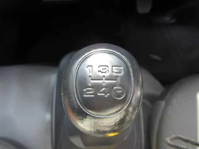 トヨタ ダイナ LDF-KDY281(4WD)の写真16