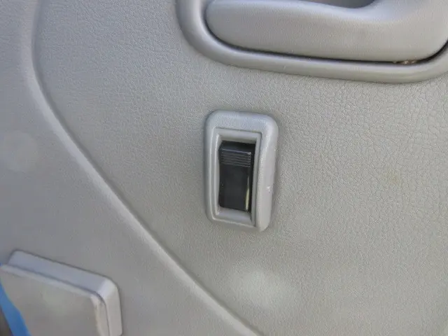 トヨタ ダイナ LDF-KDY281(4WD)の写真24